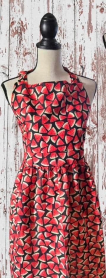 Aprons (4 Options)