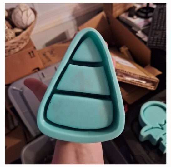 CUSTOM Resin Shelves (4-week Lead time. DEPOSIT)